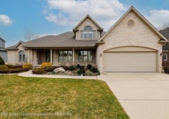 410 Ravenwood Court Mason, MI 48854