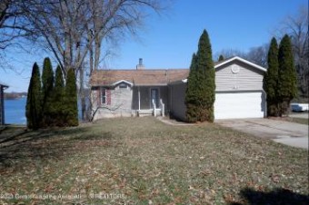 9717 E Jason Road Laingsburg, MI 48848