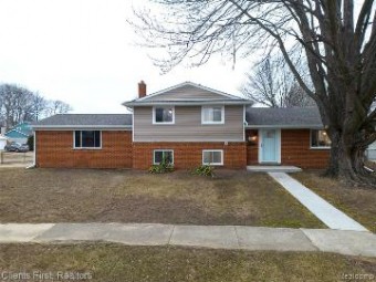 2107 Minerva Street Westland, MI 48186