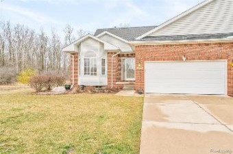 22470 White Pine Drive New Boston, MI 48164