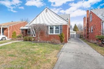 20401 Beaufait Street Harper Woods, MI 48225