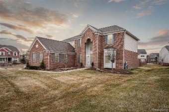 1250 Ardmore Lake Orion, MI 48359