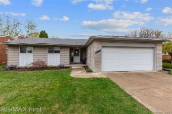 17276 Midway Avenue Allen Park, MI 48101