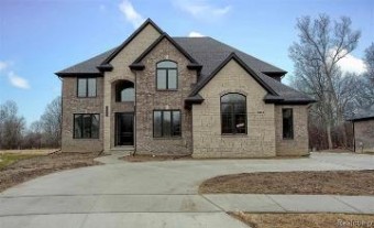 3644 Lake Forest Drive Sterling Heights, MI 48314