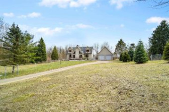 7755 Groger Onsted, MI 49265