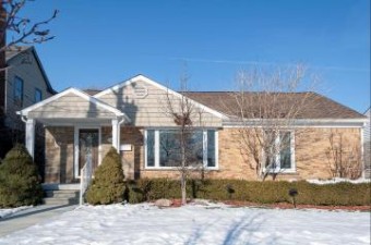 23141 Clairwood Saint Clair Shores, MI 48080