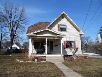 307 E 6th Clare, MI 48617