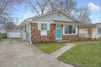 809 Brown Marine City, MI 48039