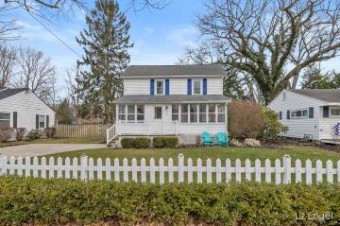 558 Mason Street Saugatuck, MI 49453