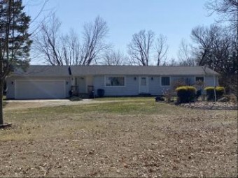 1027 W Goose Lake Road Jonesville, MI 49250