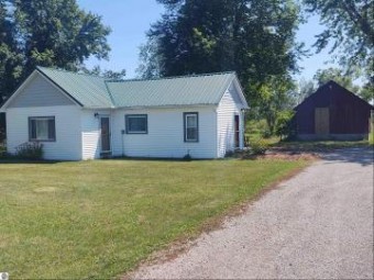 3123 W Main Street Road Twining, MI 48766