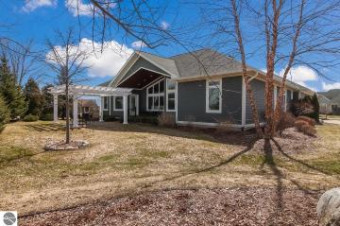 4222 Wolverine Drive Williamsburg, MI 49690