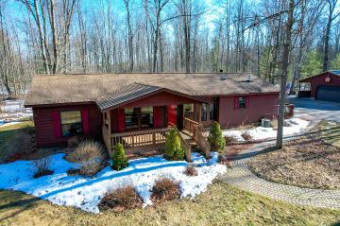 6081 Beaver Road Grayling, MI 49738