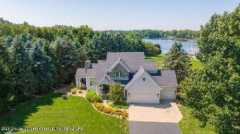 8573 W Lakeshore Drive Perry, MI 48872