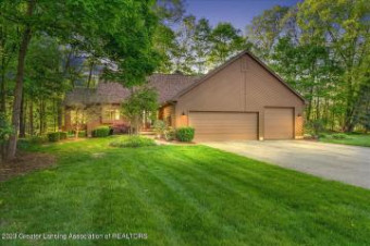 12895 Oneida Woods Trail Grand Ledge, MI 48837