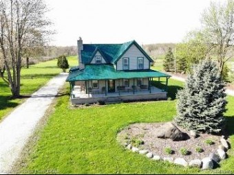 16135 Petz Road Capac, MI 48014