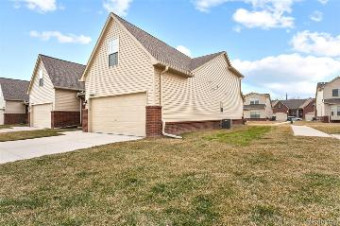 23906 White Pine Street Flat Rock, MI 48134