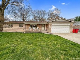 38894 Winkler Street Harrison Township, MI 48045