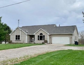 12057 Hegel Road Goodrich, MI 48438