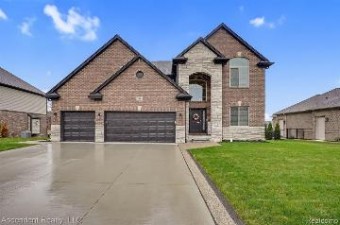 35894 Glenville Drive New Baltimore, MI 48047