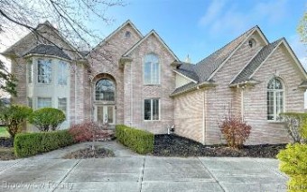 43279 Tuscany Drive Sterling Heights, MI 48314