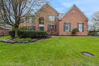 47590 Aberdeen Drive Novi, MI 48374