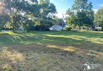 23706 Carter (lot B) Trenton, MI 48183