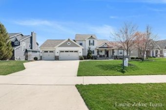 6096 West Bay Court Hudsonville, MI 49426