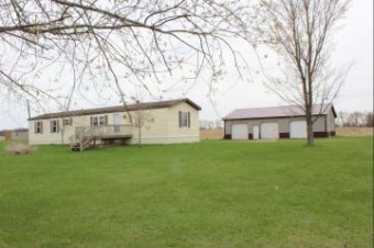 3038 E Klees Road Stanton, MI 48888