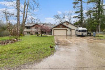 420 Silver Creek Road Whitehall, MI 49461