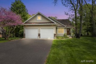 8653 Lilly Ridge Drive Se Alto, MI 49302