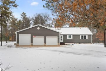 3702 Arbutus Drive Grayling, MI 49738