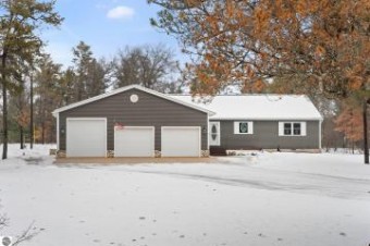 3702 Arbutus Drive Grayling, MI 49738