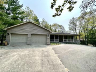 4104 N Weasel Trail Lincoln, MI 48742