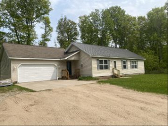 N9411 Manistique Lakes Road Curtis, MI 49820