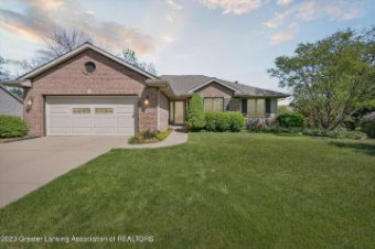 6595 English Oak Drive East Lansing, MI 48823