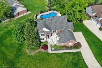 2101 Cristina Anne Court Howell, MI 48855