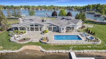 2210 Island Shore Drive Fenton, MI 48430