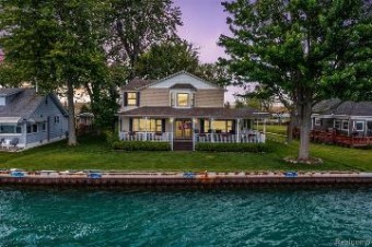 5446 Green Drive Harsens Island, MI 48028