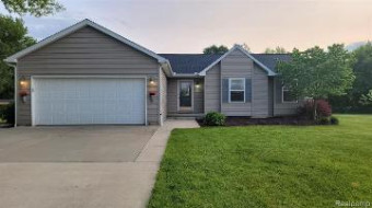 6437 Kimberly Jean Fowlerville, MI 48836