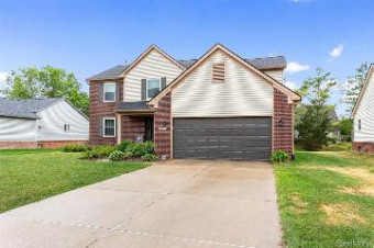 2693 Blue Heron Lane Wixom, MI 48393