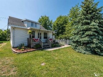 4895 Sycamore Newport, MI 48166