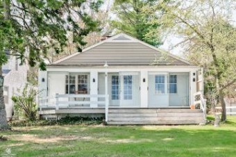 8709 Lakeshore Lexington, MI 48450