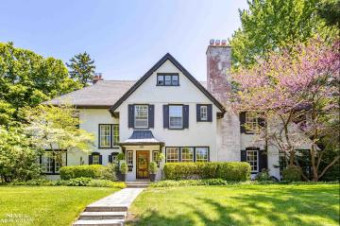 30 Beverly Grosse Pointe Farms, MI 48236