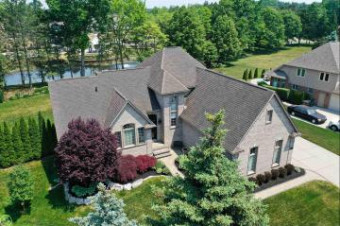 13467 Towering Oaks Drive Shelby Township, MI 48315