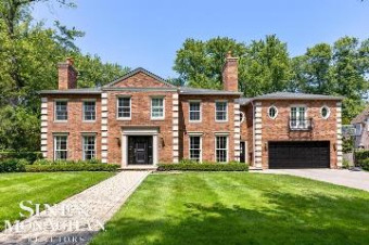 166 Touraine Grosse Pointe Farms, MI 48236