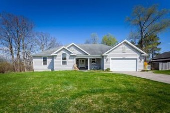 1011 Bush Creek Lane Whitehall, MI 49461