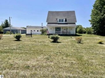 362 E 32 Road Boon, MI 49618