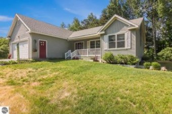 3220 S Lake Shore Drive Lake Leelanau, MI 49653