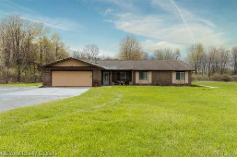 10868 Hibner Road Hartland, MI 48353